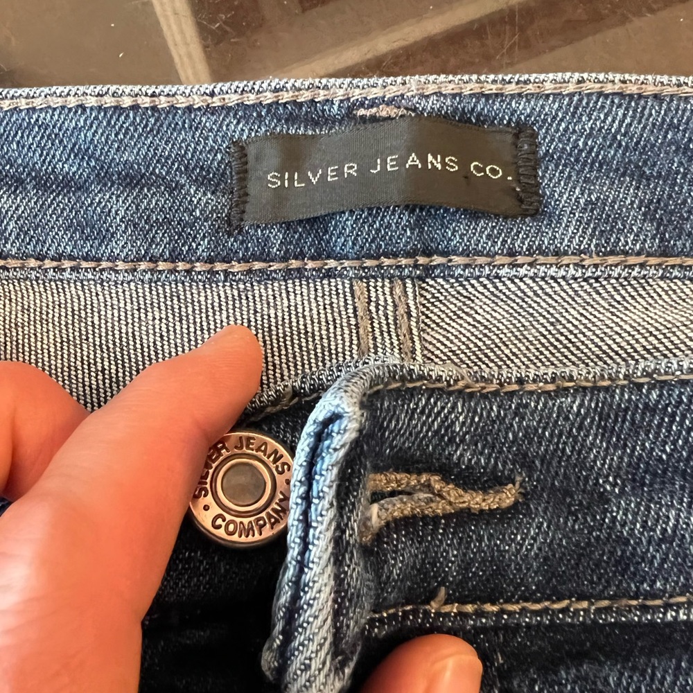 SILVER JEANS